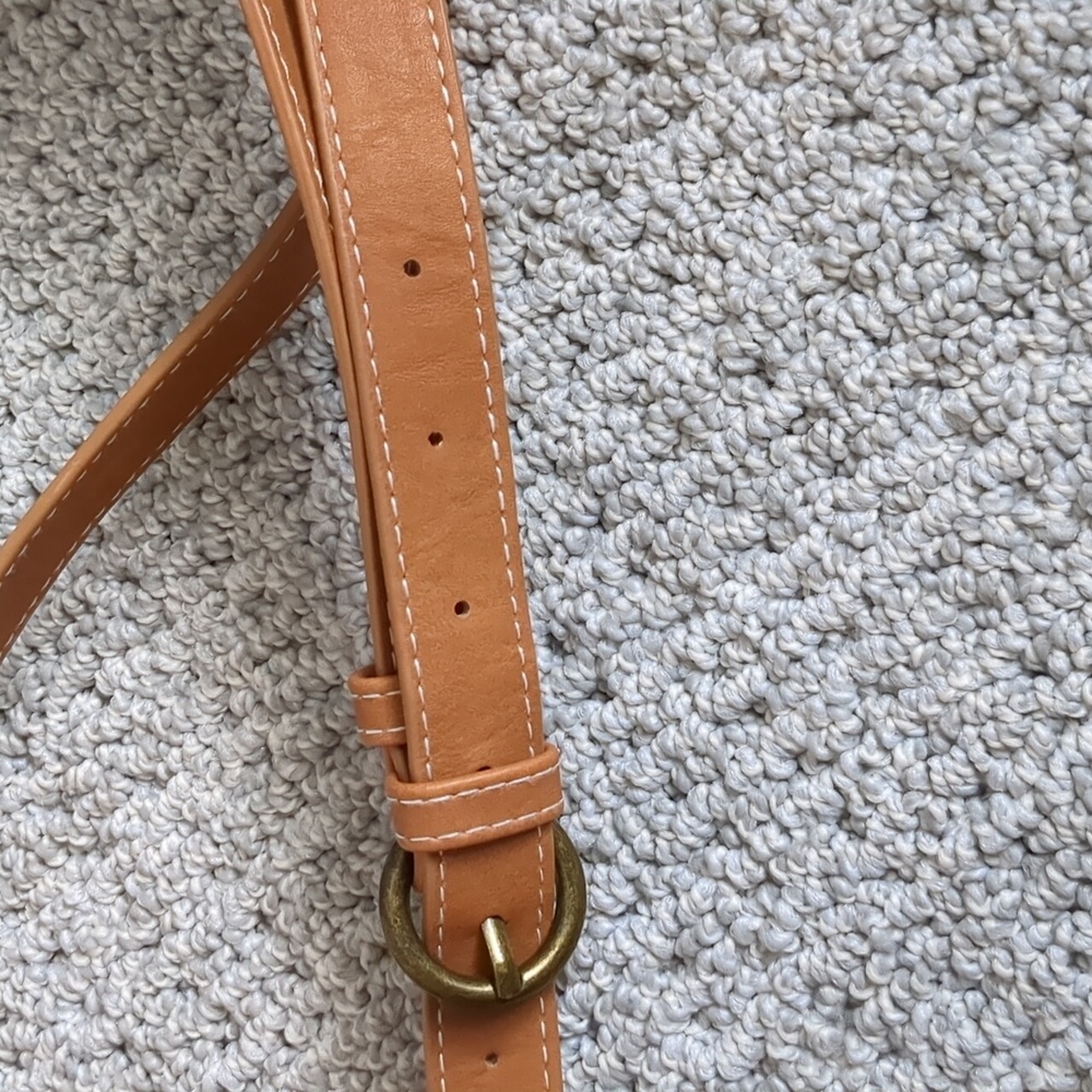 Universal Thread Rattan purse - Picture 4 of 4